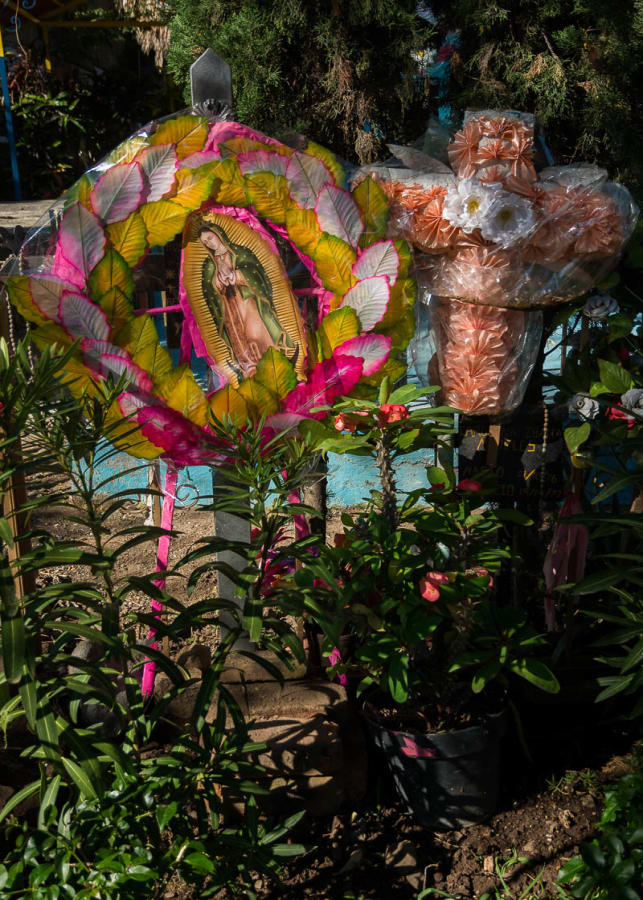 A relatively simple display in the Ajijic cemetery on the Day of the Dead.