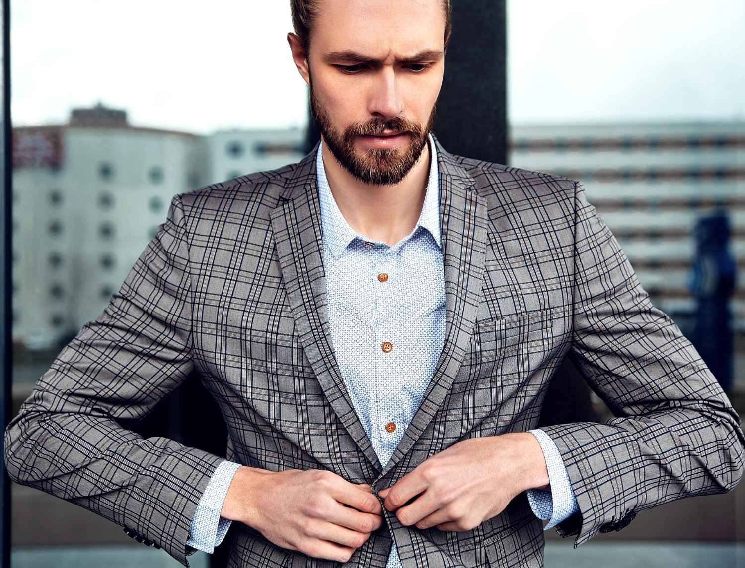 How to Style a Custom Suit for Different Occasions