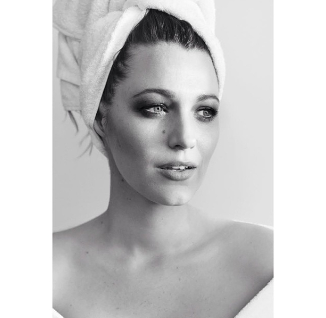 Mario Testino's Towel Series produces 100 portraits (фото 4)