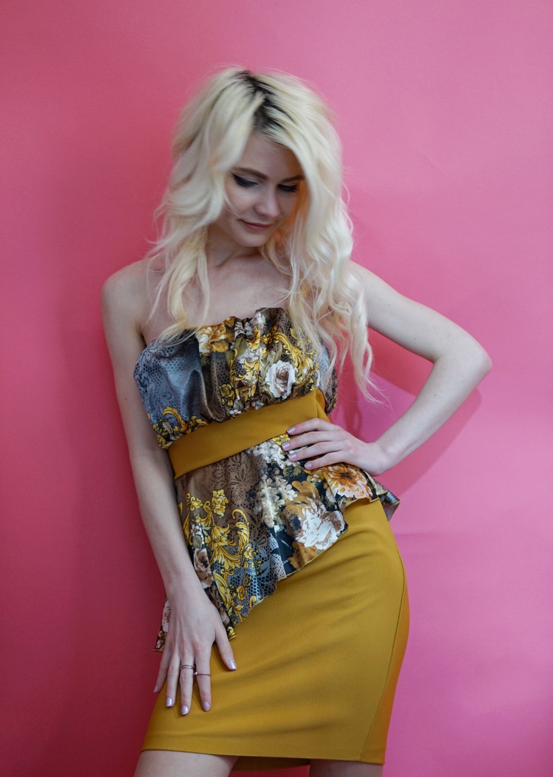 Rochie galbenă cu printuri