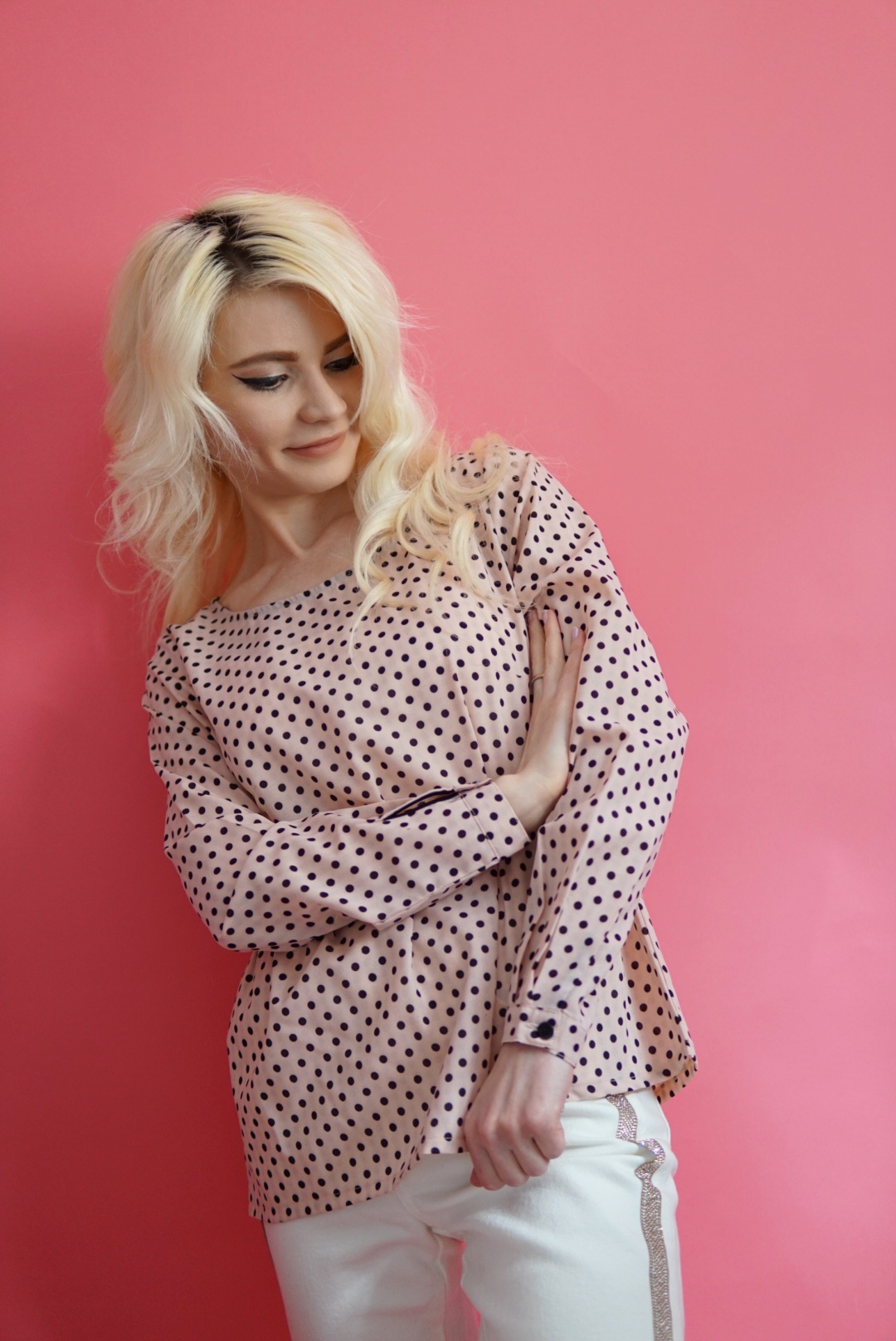 Bluză roz cu buline