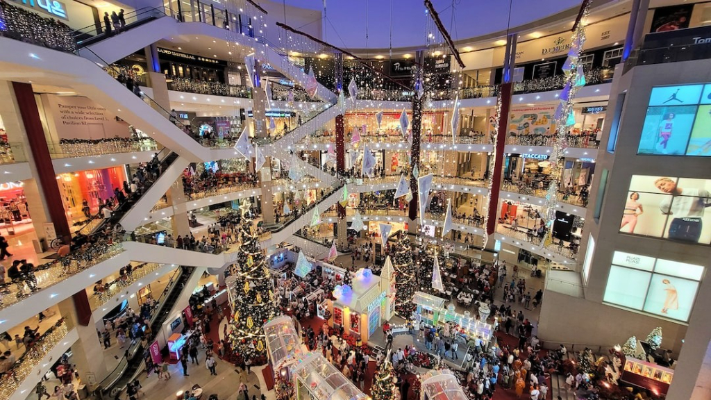 A Beacon of Luxury and Lifestyle