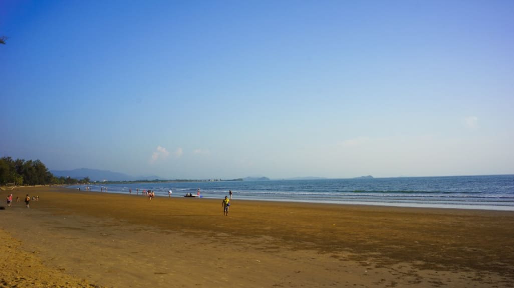 Tanjung Aru Beach: Sabah's Sunset Haven