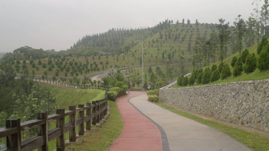 Green Utopia: Taman Saujana Hijau Putrajaya
