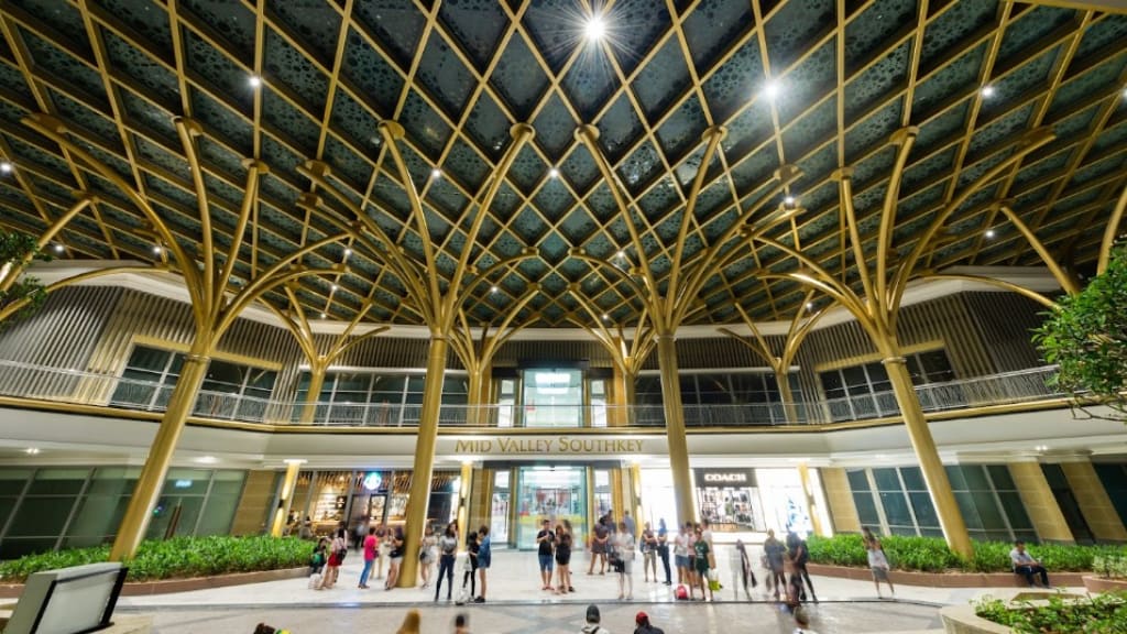 The Mall, Mid Valley Southkey: A Modern Shopping Haven