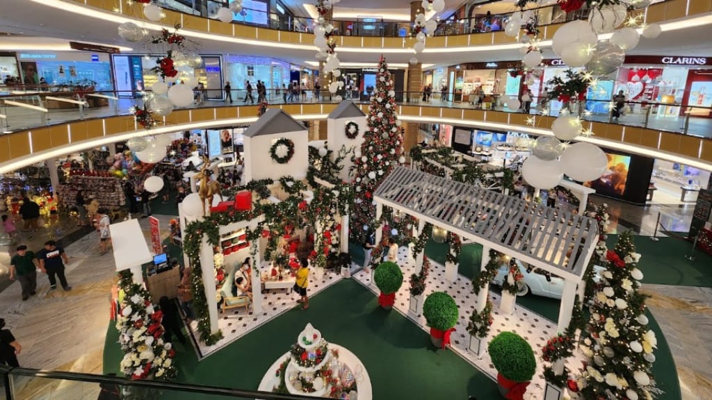 The Mall, Mid Valley Southkey: A Modern Shopping Haven