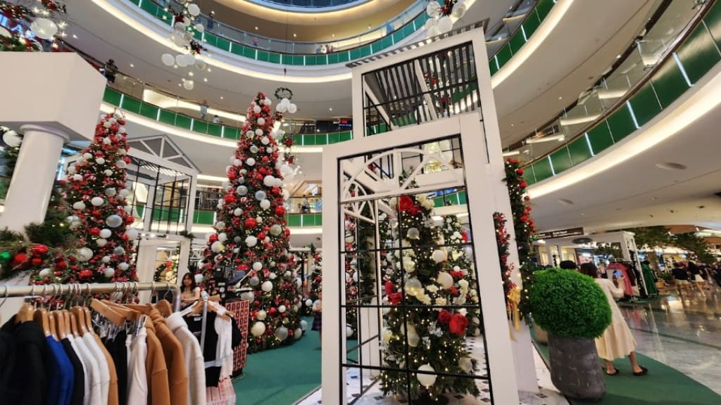 The Mall, Mid Valley Southkey: A Modern Shopping Haven