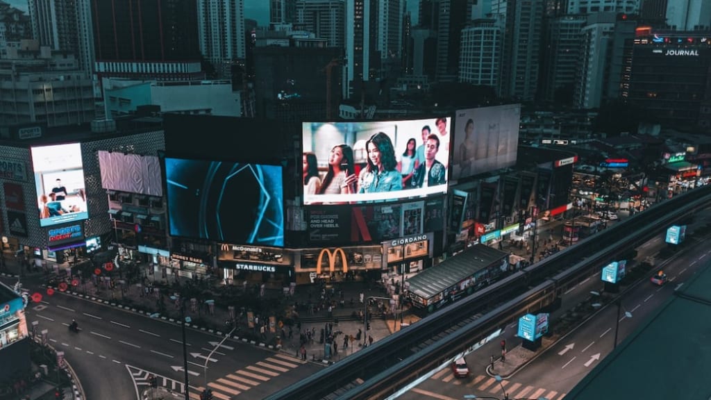 Top 4 Nightlife Destinations in Kuala Lumpur: A Visitor's Guide