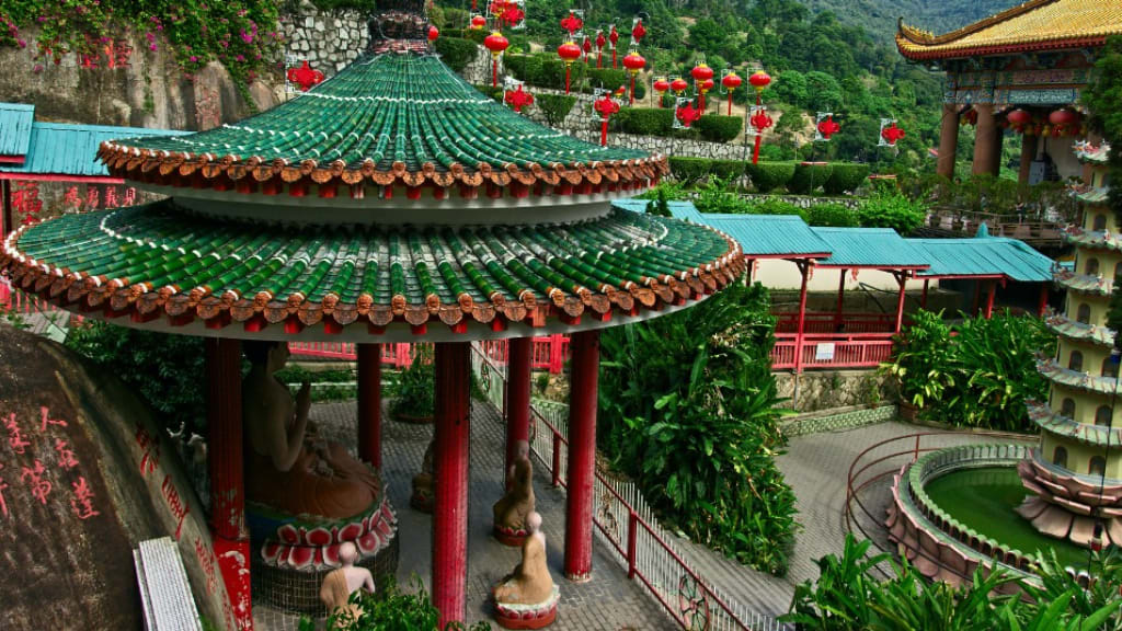 Spiritual Serenity at Kek Lok Si Temple