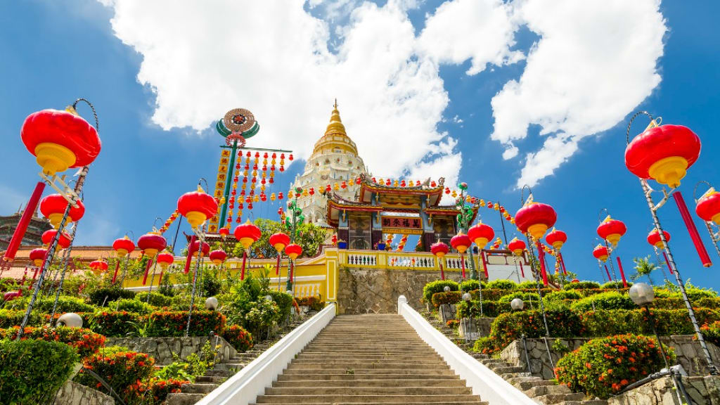 Spiritual Serenity at Kek Lok Si Temple