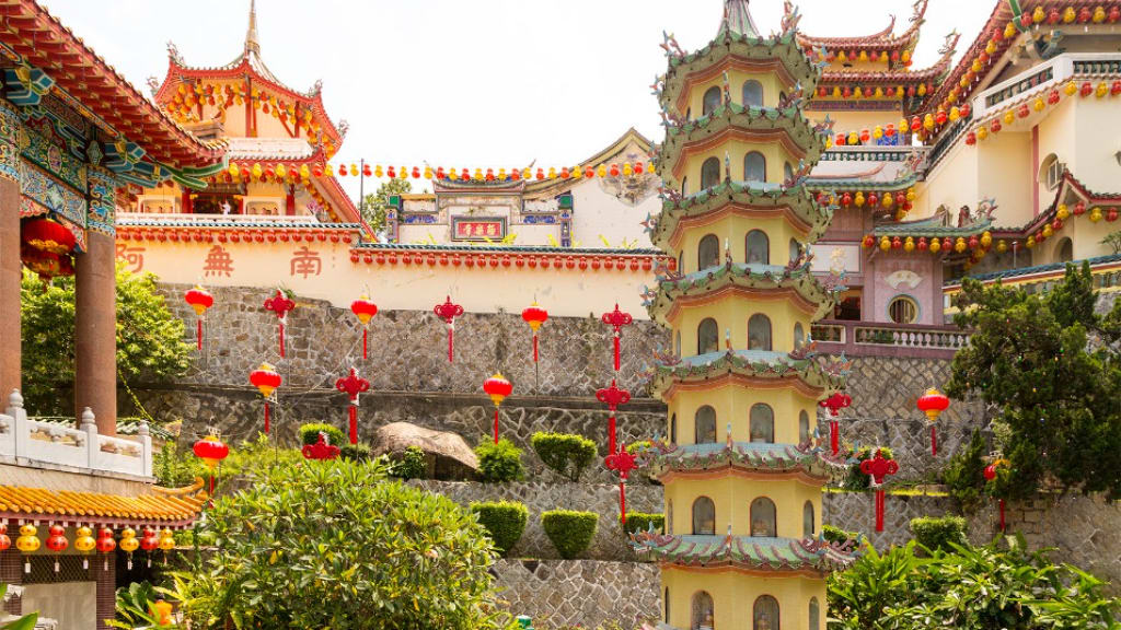 Spiritual Serenity at Kek Lok Si Temple