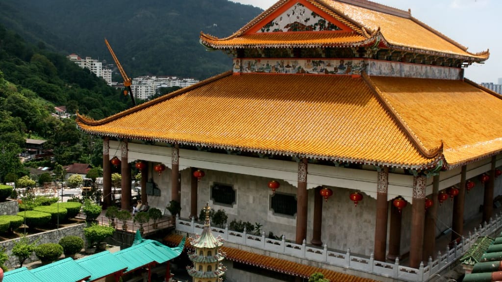 Spiritual Serenity at Kek Lok Si Temple