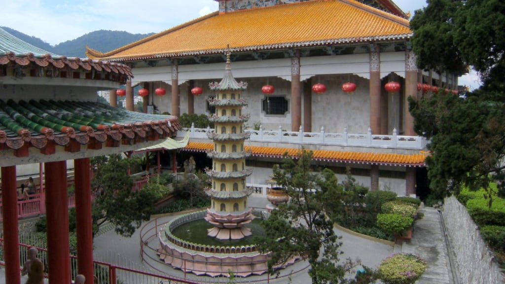 Spiritual Serenity at Kek Lok Si Temple