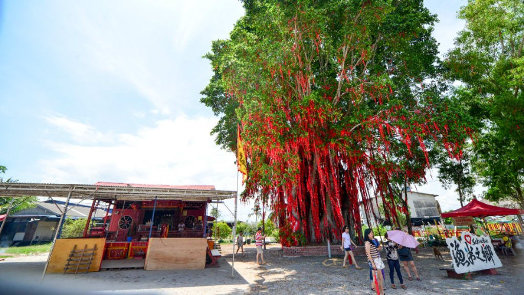 Sekinchan Wishing Tree: A Symbol of Hope and Beauty