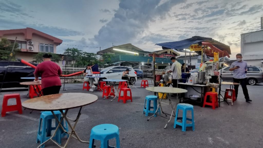 Poh Kwong Park Kueh Chap: A Melting Pot of Tastes 