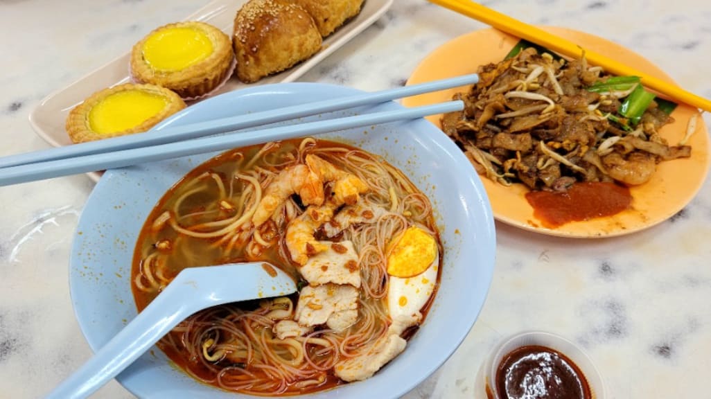 Kedai Makanan Nam Heong: The Birthplace of White Coffee