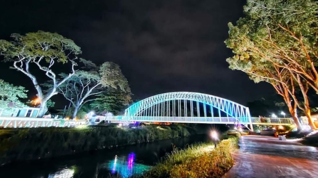Kinta Riverwalk: A Picturesque Evening Stroll