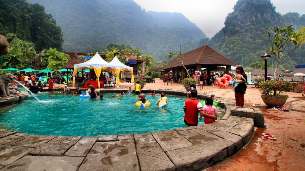 Lost World of Tambun Theme Park: An Adventure for All Ages