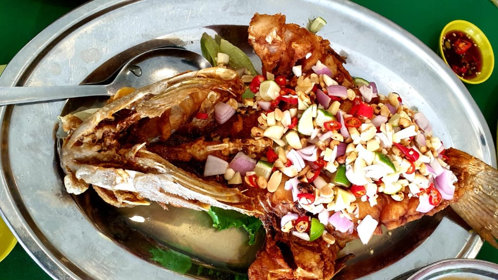 Muhibbah Seafood Restaurant | Halal: A Melting Pot of Seafood Delights