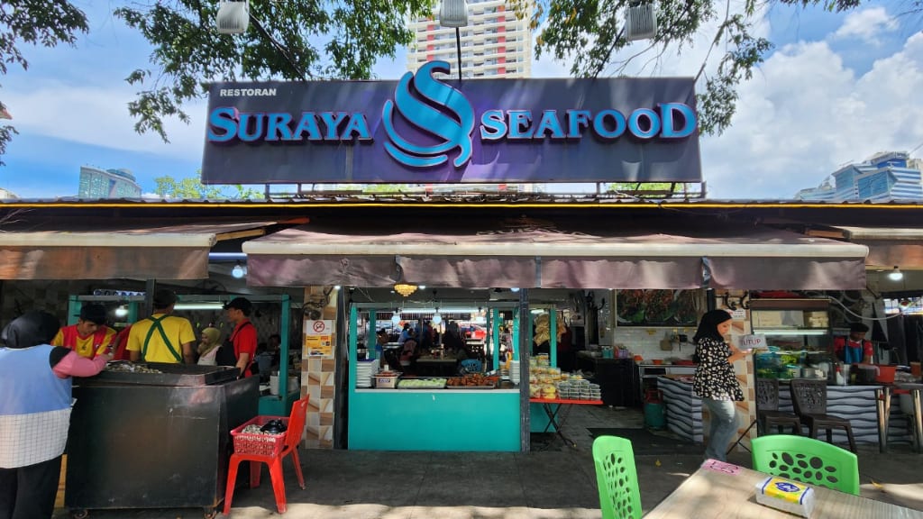 Suraya Seafood Thai Restaurant: A Dive into Thai Seafood Wonders