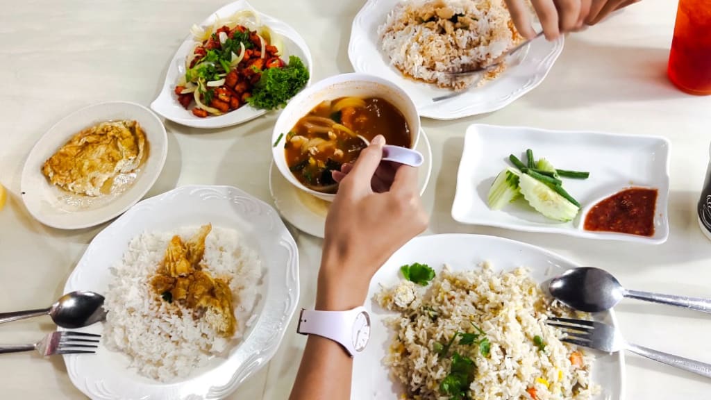 Suraya Seafood Thai Restaurant: A Dive into Thai Seafood Wonders