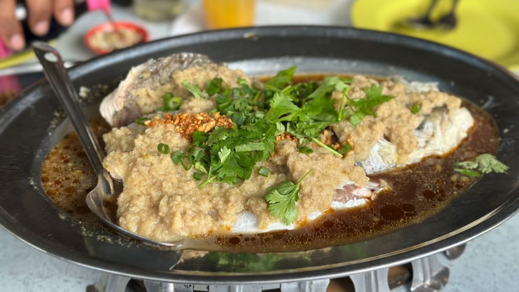 Big Tree Lin Kee Steamed Fish Head: A Specialty Delight