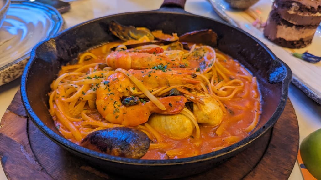 Michelangelo's Ristorante Italiano: A Masterpiece of Pasta Art