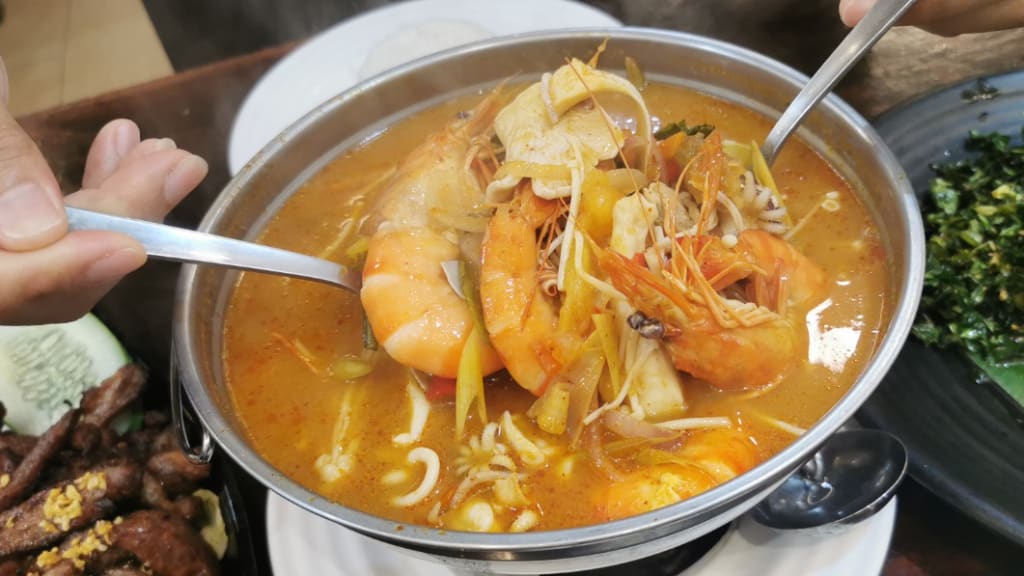 KIN Thai Restaurant: A Modern Twist on Traditional Thai