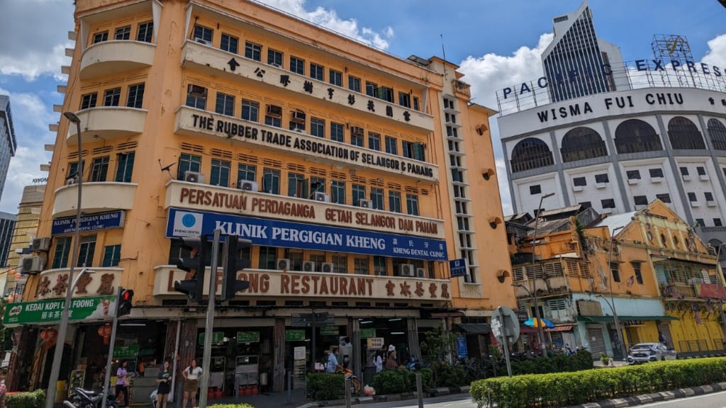 Kedai Kopi Lai Foong: A Culinary Landmark for Local Delights