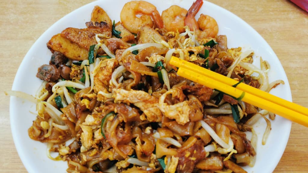 Thong Kee Cafe: Blending Tradition with Innovation