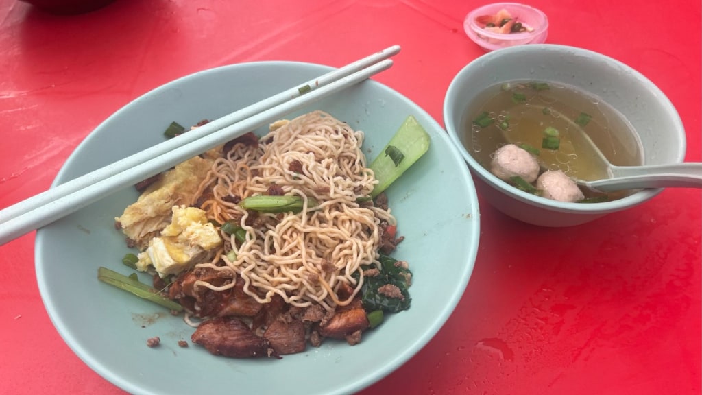 Restoran Win Heng Seng: A Bustling Hub of Local Fare