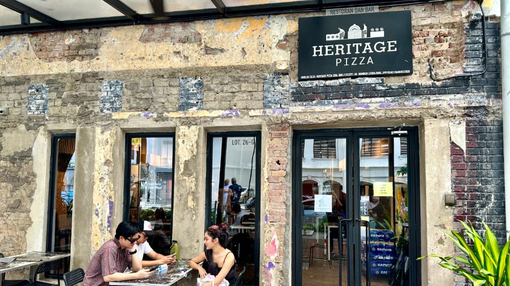 Heritage Pizza KL: A Fusion of Flavors