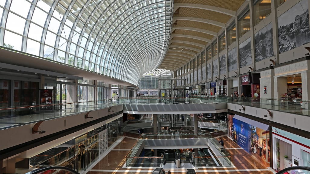 Shopping Mall: A Luxury Shopping Haven