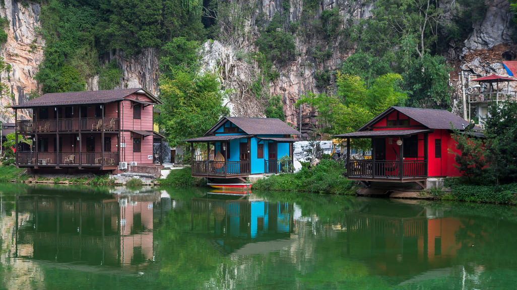 Qing Xin Ling Leisure & Cultural Village: A Glimpse into Nostalgia