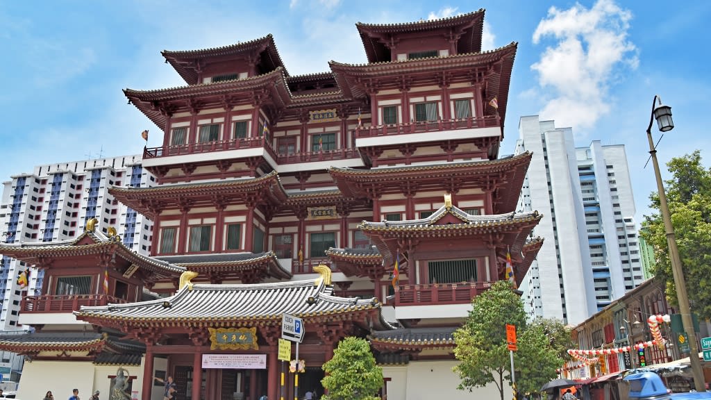 Buddha Tooth Relic Temple: A Sanctuary of Buddhist Wisdom