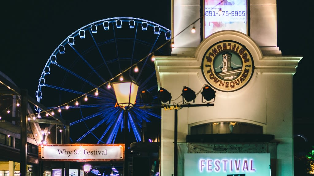 Asiatique The Riverfront
