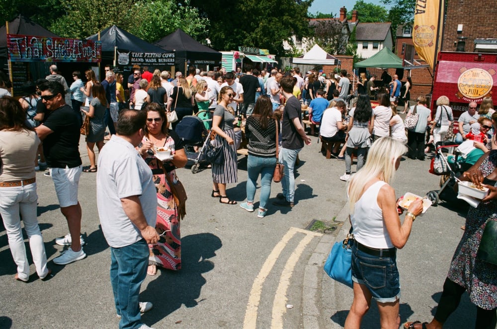 crowds-at-food-festival crowds-at-food-festival