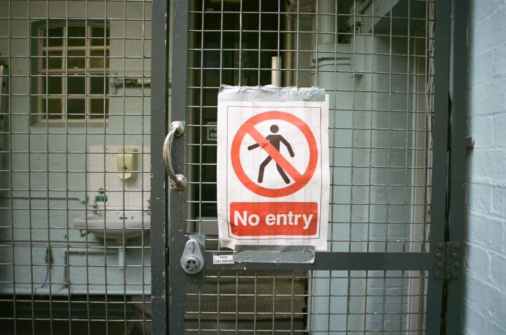 no-entry-in-prision no-entry-in-prision
