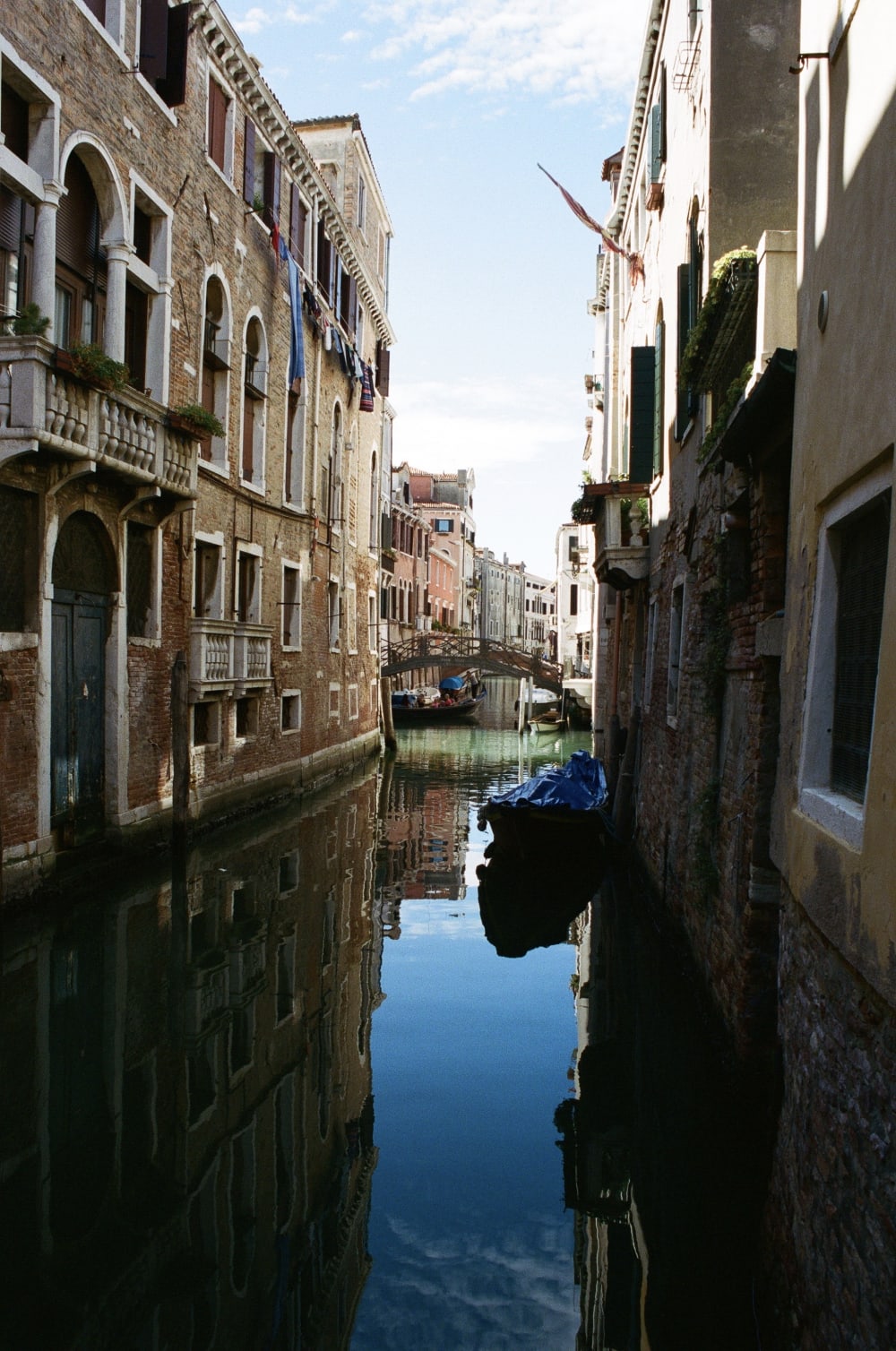 shadows-of-venice shadows-of-venice