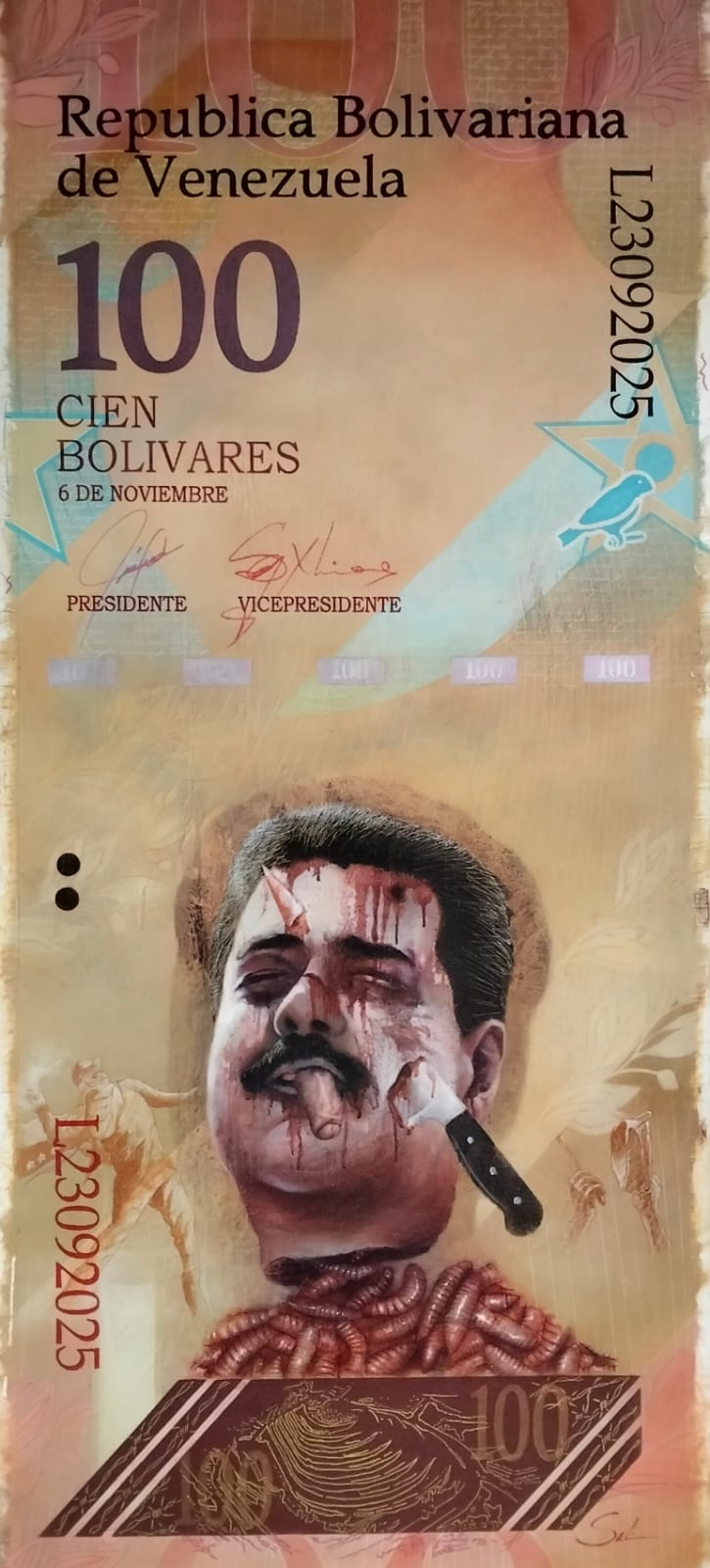 100 Bolívares