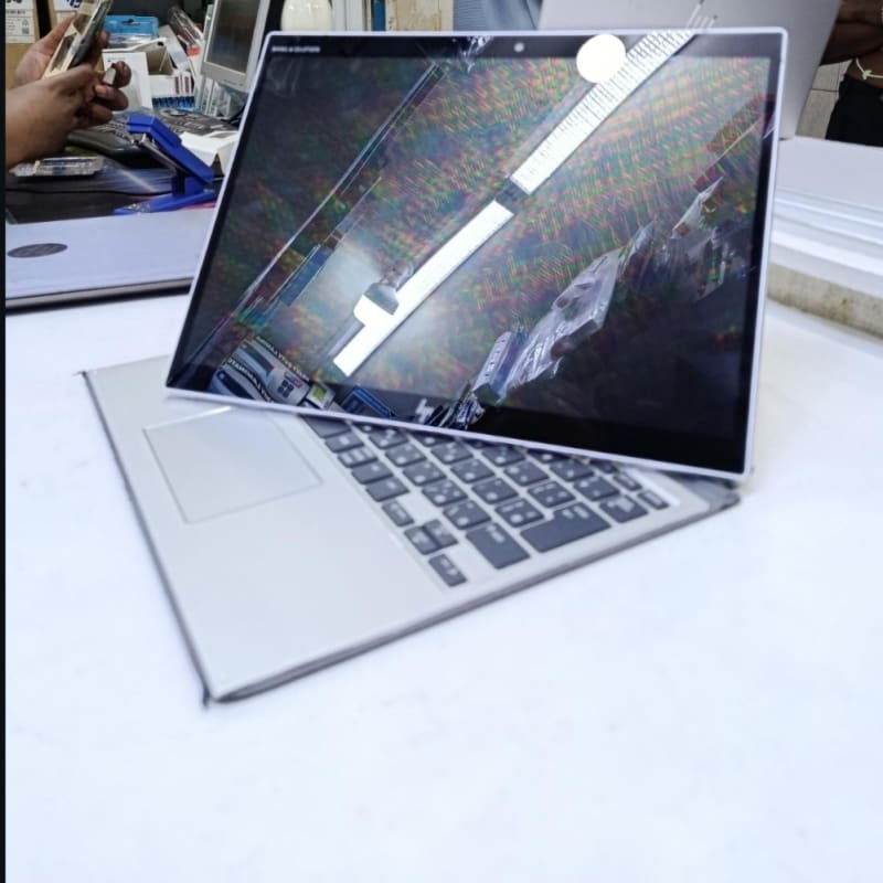 X2 G8 coi5 8th generation detachable 8gb ram 256ssd Touchscreen