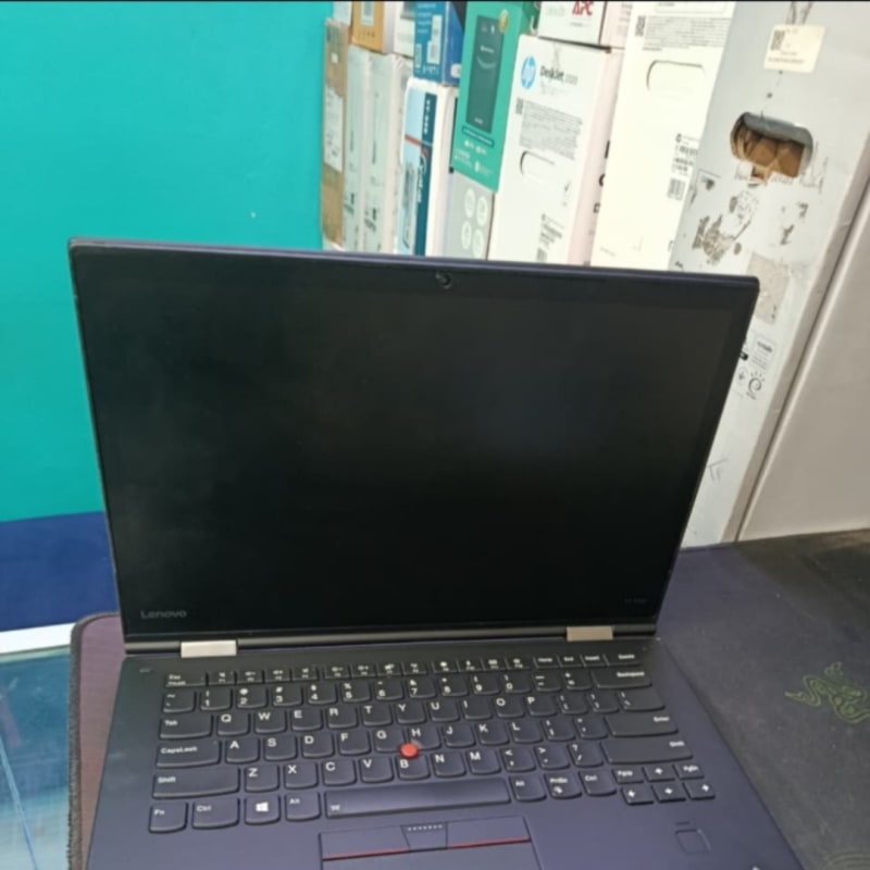 Lenovo ThinkPad X1 Yoga – Intel Core i7, 16GB RAM, 256GB SSD, X360 Touchscreen