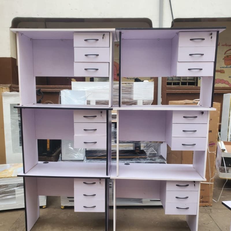 Office desk table 0.9 meters