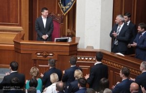 Рада приняла законопроект об импичменте президента в первом чтении