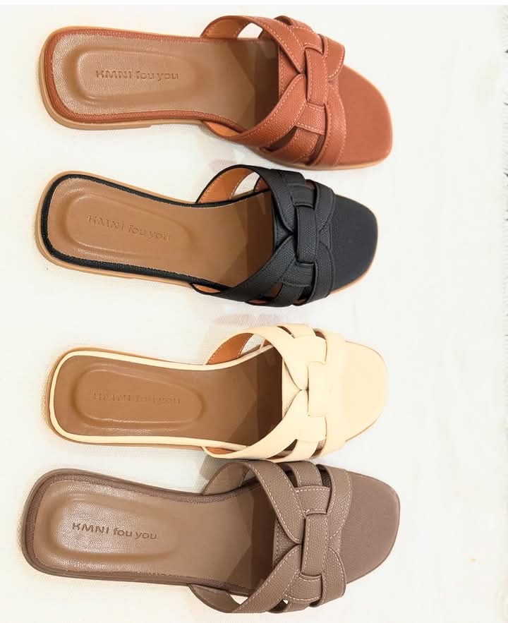 Female flat shoes view 5