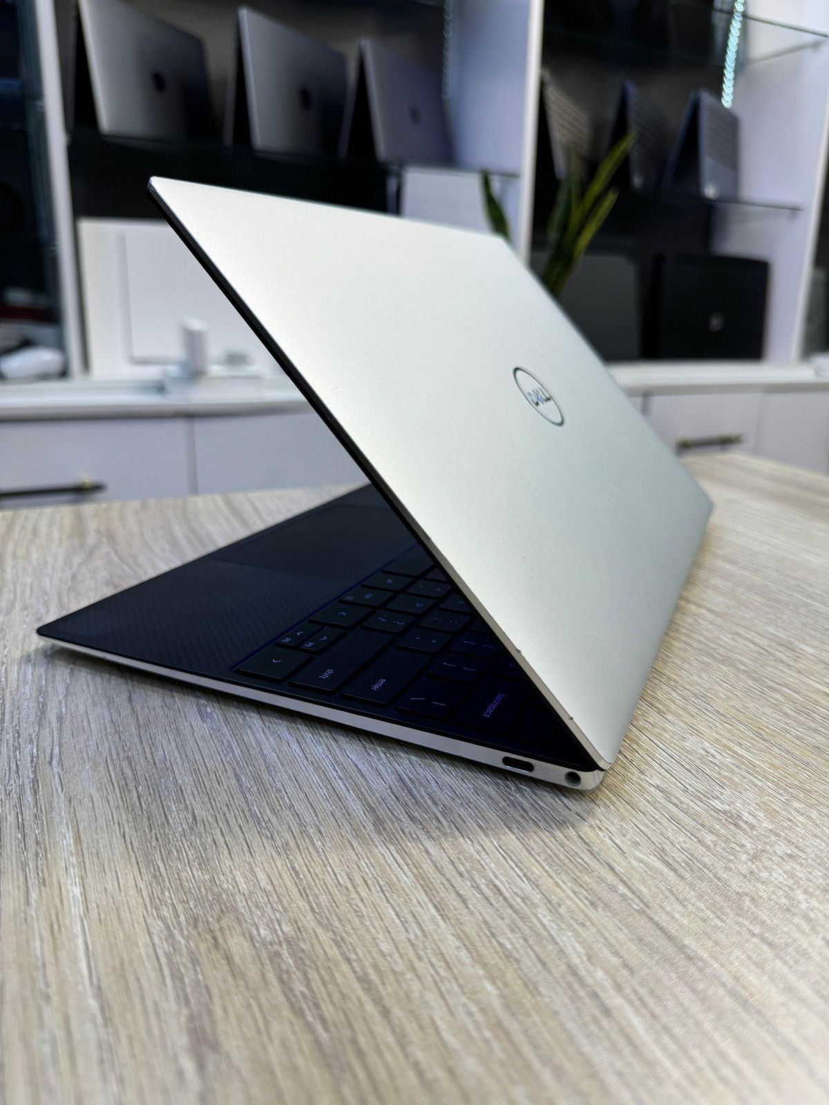 Dell Xps 13 plus view 3