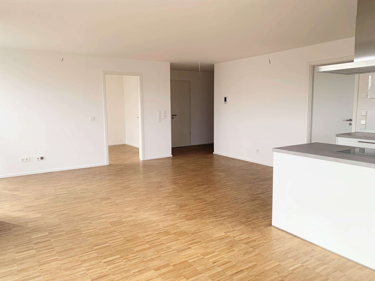 Gemütliche 3,5-Zimmer Wohnung mit traumhaftem Balkon wartet auf Sie! - Foto 1