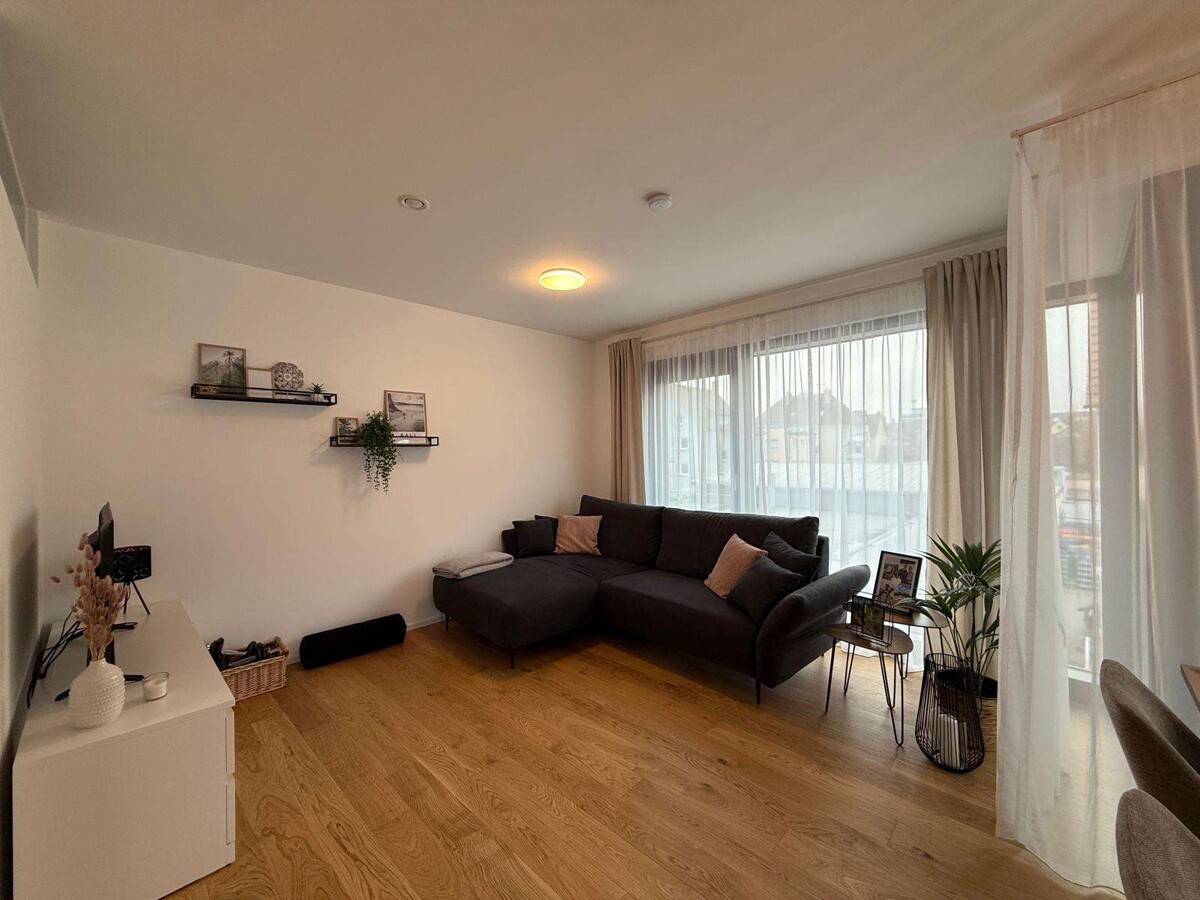 Wunderschöne, Helle 2-Zimmer Wohnung mit traumhafter Loggia zu vermieten! - Foto 2