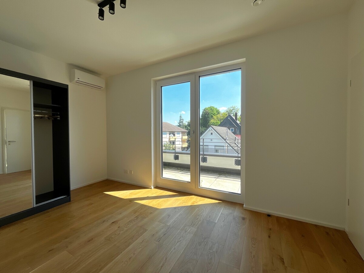 Stylische 2,5-Zimmer Penthouse-Wohnung in erstklassiger Lage zu vermieten! - Foto 5