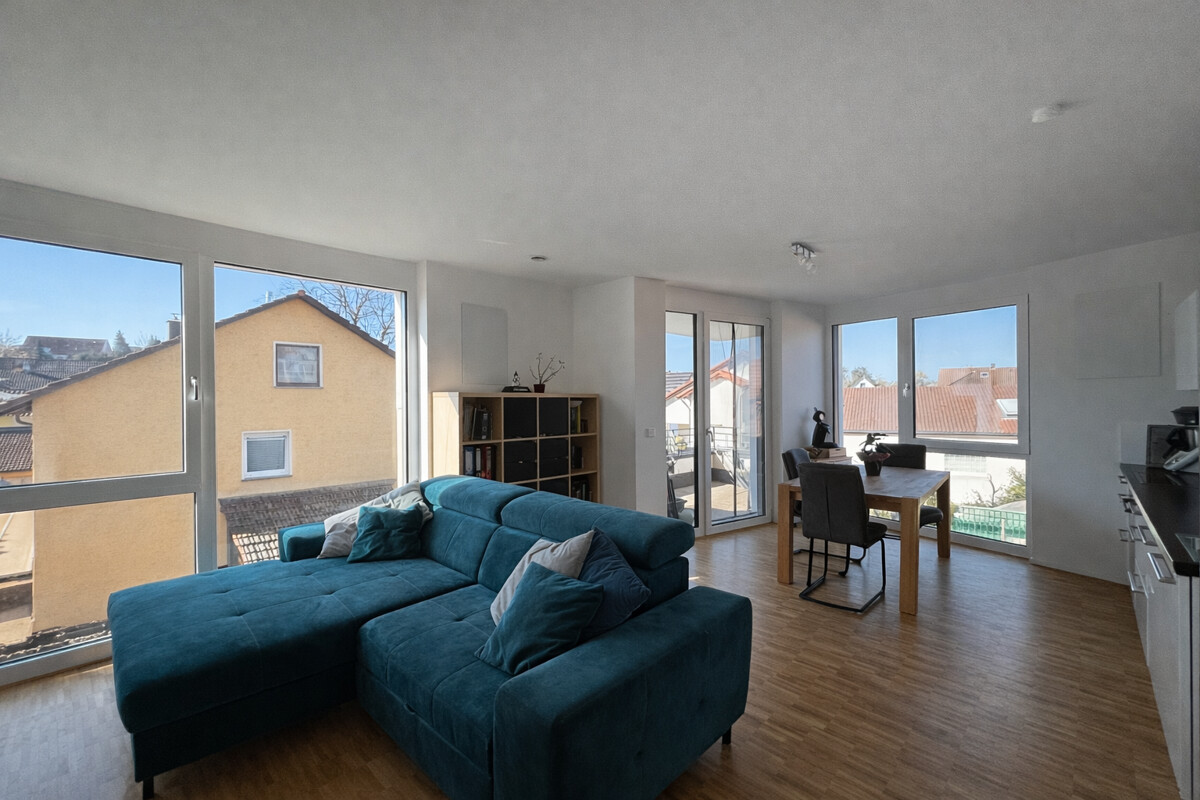Helle 3,5-Zimmer-Wohnung mit Balkon in Bad Friedrichshall zu vermieten! - Photo 2